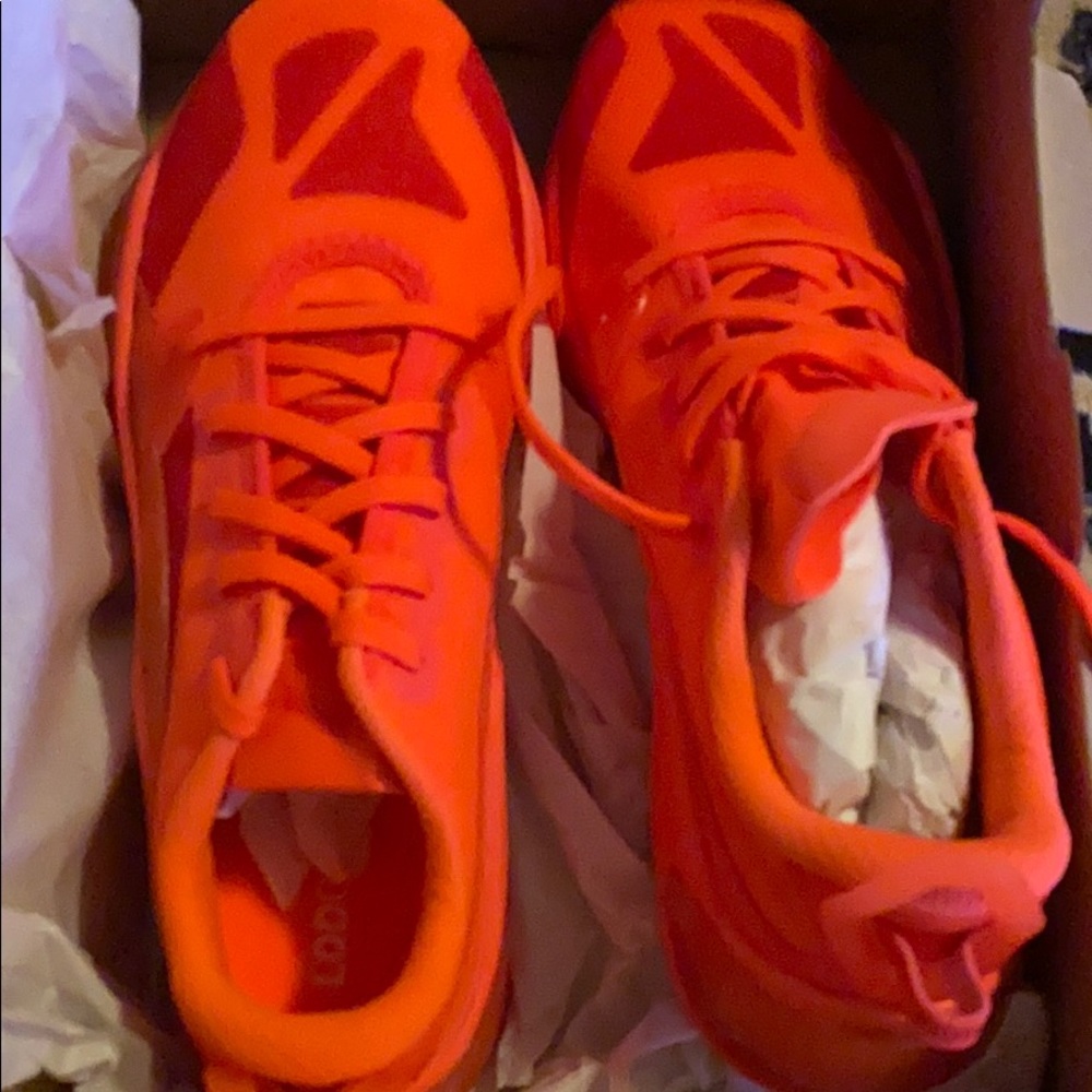 Puma LQDCELL Optic Sheer size 6